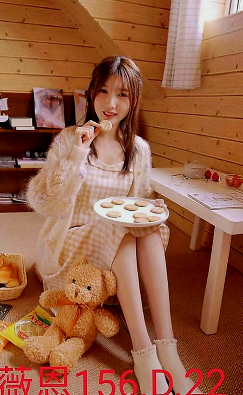 嘉義小姐外送：心琪 |大尺度正妹|165cm|45kg|D罩杯|19歲|S型火辣誘人身材 白皙嫩滑肌膚 一雙白直大長腿  (100%)極致服務、熱情似火 滿滿的女友FU