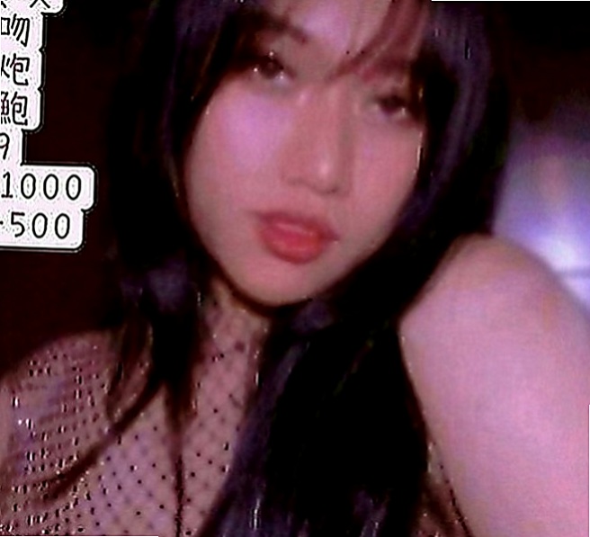 基隆外約：希兒 |貴婦熟女|169cm|48kg|E罩杯|22歲|挑戰你的床上功夫,敏感的身體讓你體驗性愛高潮！  性感薄紗 挑逗功力十足 肌膚滑嫩 讓你愛不釋手