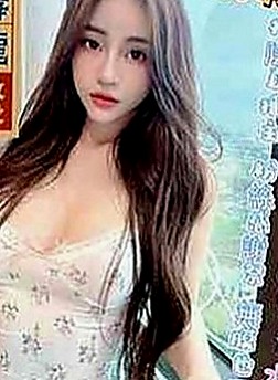 清水外叫小姐：林雨涵 |火辣少婦|163cm|54kg|E罩杯|24歲|想要減輕家裏負擔出來?兼職??? 爸爸媽媽最近沒有在家她可以玩幾天